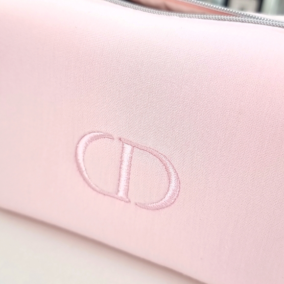 NEW Dior makeup bag - Picture 4 of 4